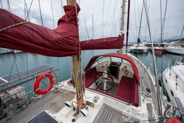 Amphitrite - Yacht Charter Sailica