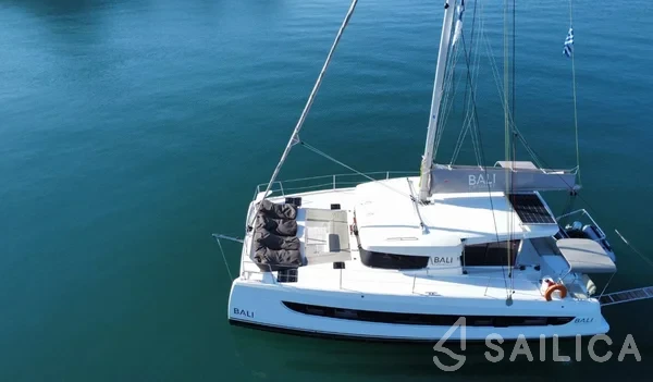 Bali Catsmart - Yacht Charter Sailica
