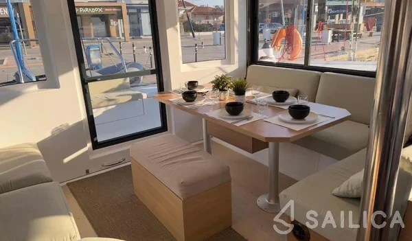 Bali Catsmart - Yacht Charter Sailica