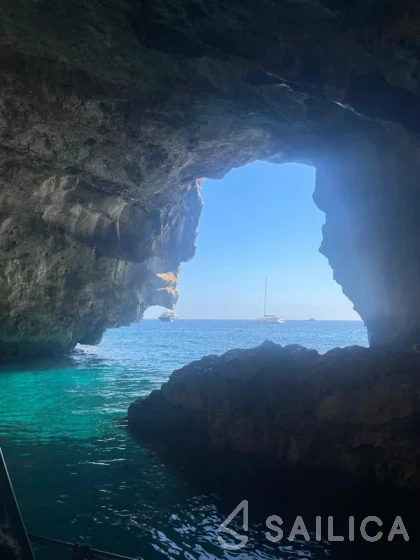 Lagoon 40 - Yacht Charter Sailica