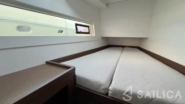 Lagoon 40 - Yacht Charter Sailica