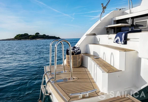 Leopard 50 - Yacht Charter Sailica