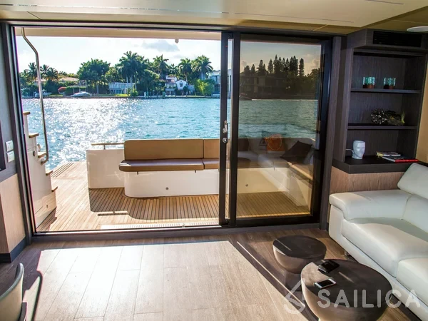 Overblue 44 - Yacht Charter Sailica