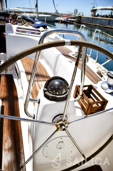 Bavaria 46 - Yacht Charter Sailica