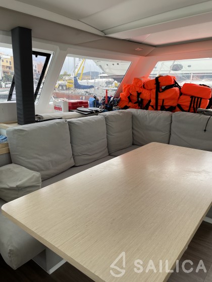 Lucia 40 - Yacht Charter Sailica