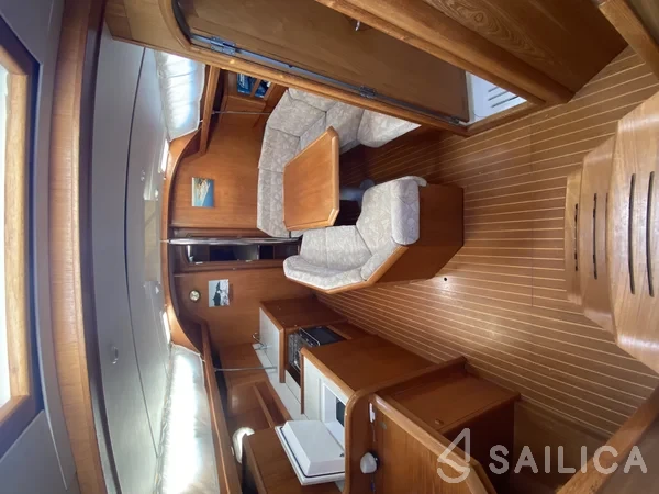Sun Odyssey 42.2 - Yacht Charter Sailica