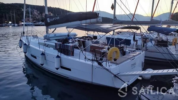 Dufour 430 - Yacht Charter Sailica