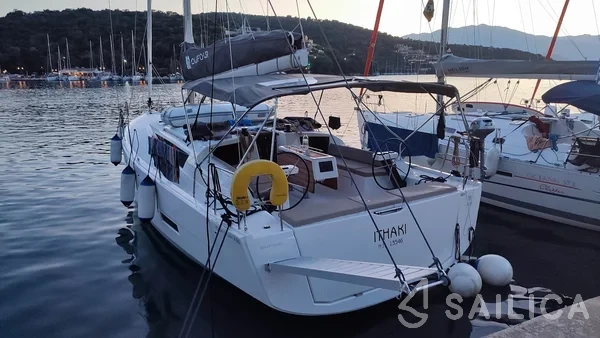 Dufour 430 - Yacht Charter Sailica