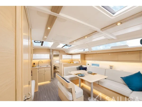 Dufour 430 - Yacht Charter Sailica