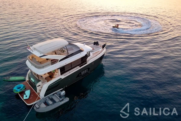 Navetta 48 - Yacht Charter Sailica