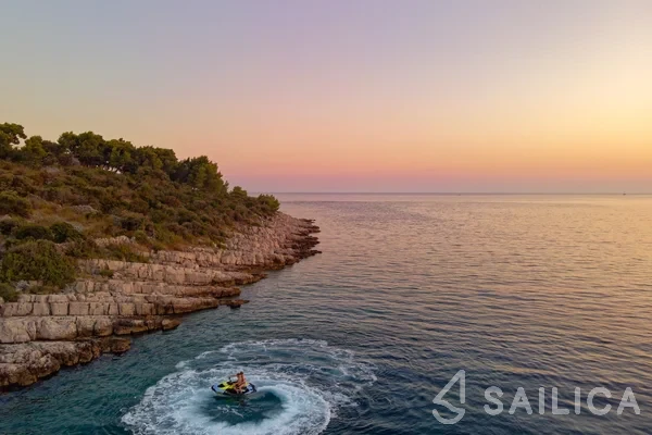 Navetta 48 - Yacht Charter Sailica