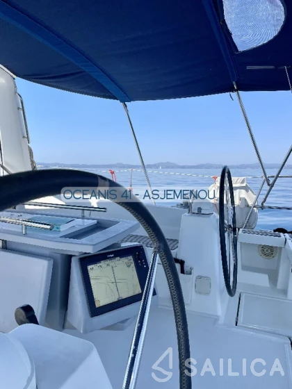 Oceanis 41 - Yacht Charter Sailica