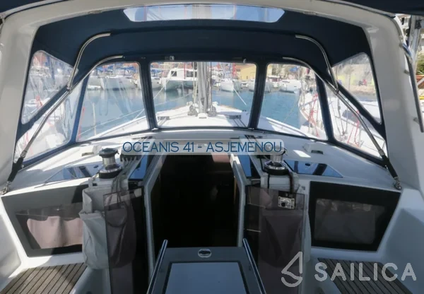 Oceanis 41 - Yacht Charter Sailica