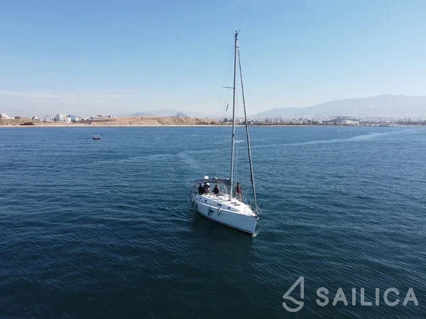 Oceanis 361 - Yacht Charter Sailica
