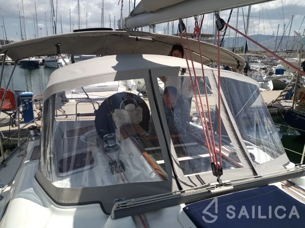 Oceanis 361 - Yacht Charter Sailica