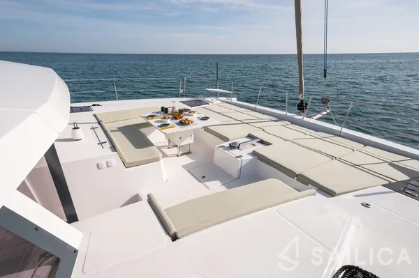 Bali 5.4. - Yacht Charter Sailica
