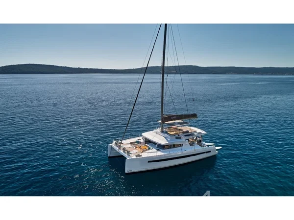 Bali 5.4. - Yacht Charter Sailica