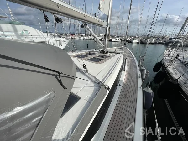 Bavaria C57 - Yacht Charter Sailica