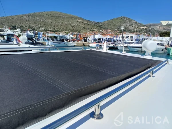 Nikhen Aquasun 34 - Yacht Charter Sailica