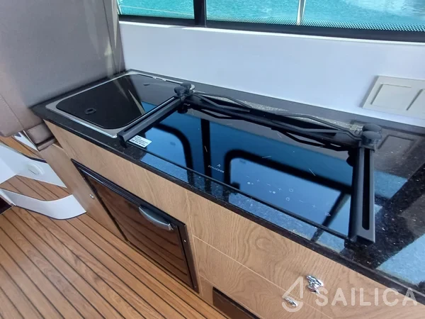 Nikhen Aquasun 34 - Yacht Charter Sailica