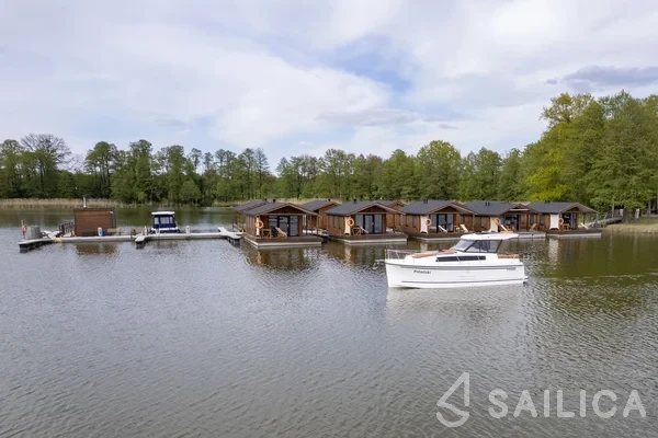 Nexus Revo 870 Prestige - Yacht Charter Sailica