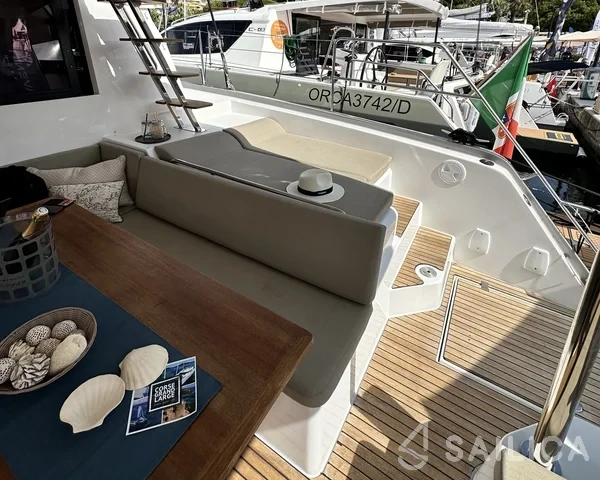 Aventura 37 - Yacht Charter Sailica