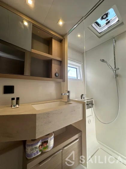 Lagoon 46  - Yacht Charter Sailica