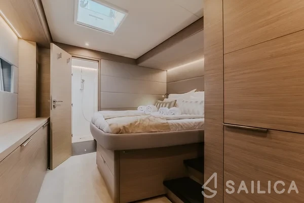 Lagoon 55 - Yacht Charter Sailica