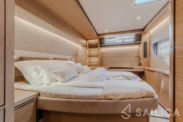 Lagoon 55 - Yacht Charter Sailica