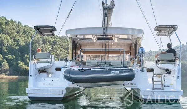 Bali Catsmart - Yacht Charter Sailica