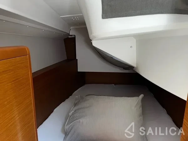 Sun Odyssey 349 - Yacht Charter Sailica
