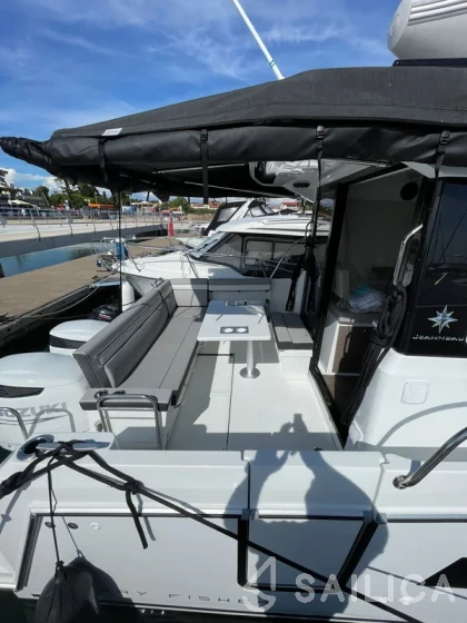 Merry Fisher 895 - Yacht Charter Sailica