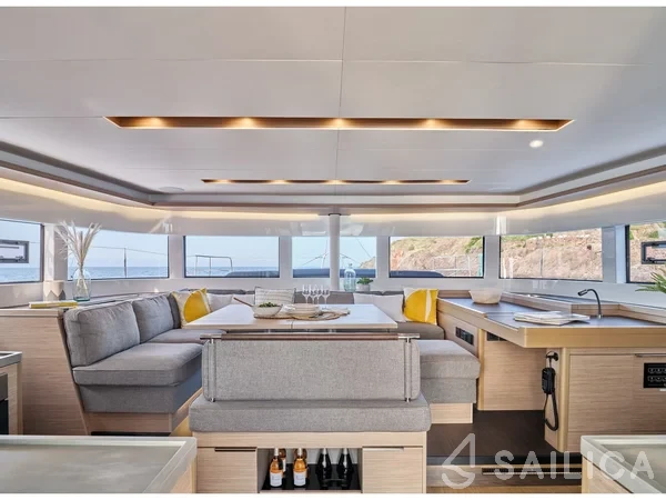 Lagoon 51 - Yacht Charter Sailica
