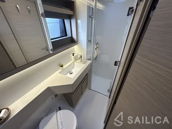 Lagoon 51 - Yacht Charter Sailica