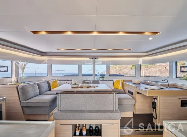 Lagoon 51 - Yacht Charter Sailica