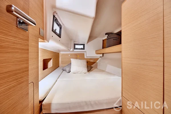 Elan E4 - Yacht Charter Sailica