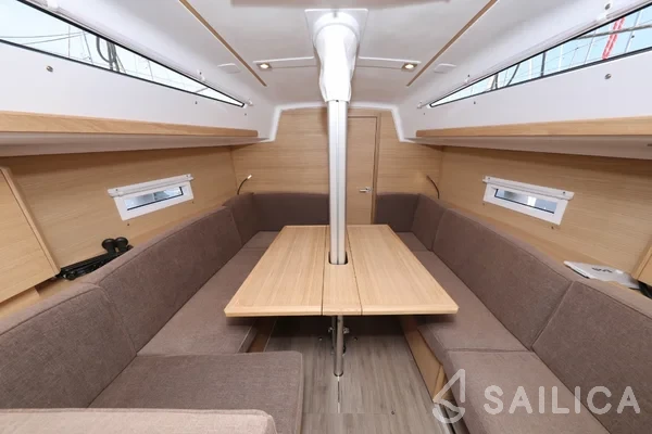 Elan E4 - Yacht Charter Sailica