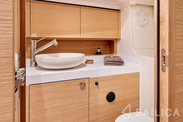 Elan E4 - Yacht Charter Sailica