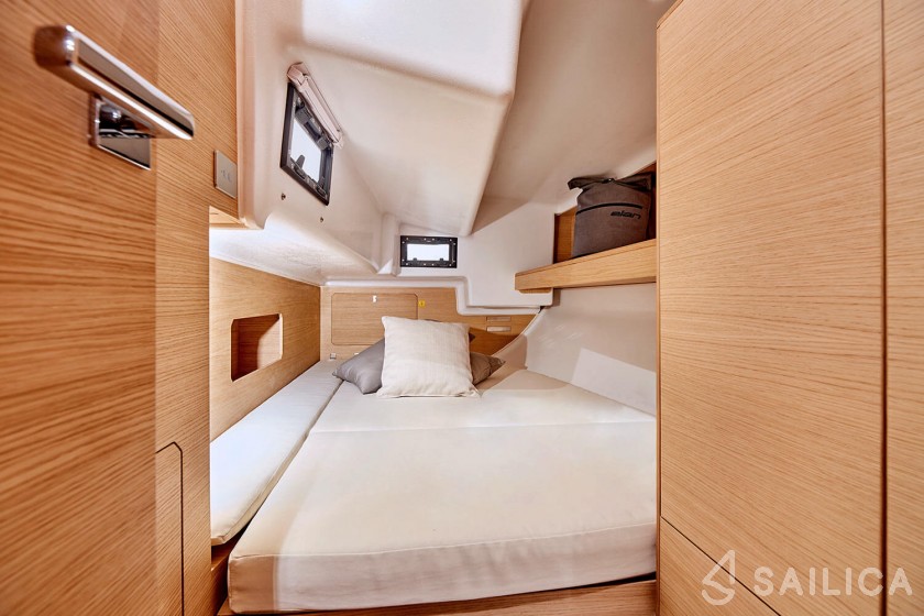 Elan E4 - Yacht Charter Sailica