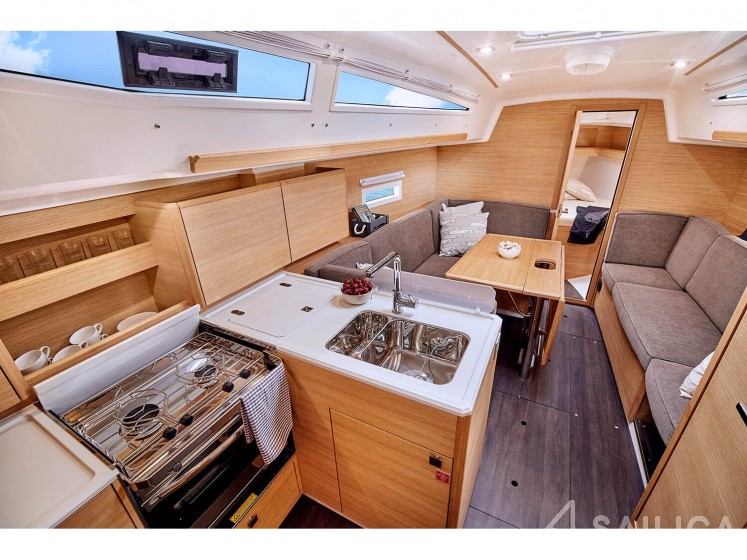 Elan E4 - Yacht Charter Sailica