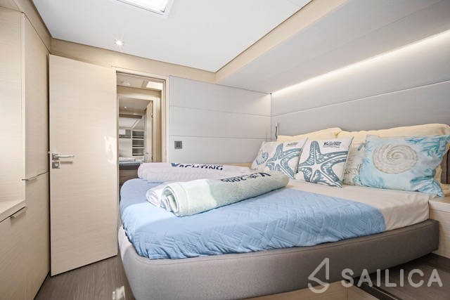 Lagoon 55 - Yacht Charter Sailica