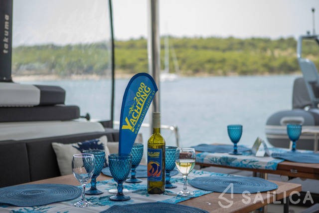 Lagoon 55 - Yacht Charter Sailica