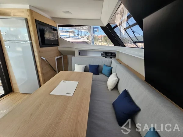 Aventura 37 - Yacht Charter Sailica