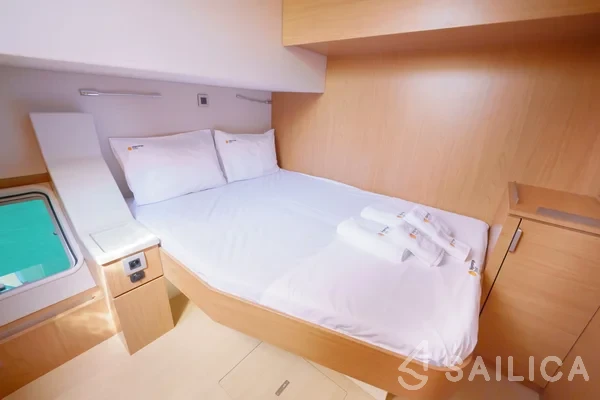 Bali 4.8  - Yacht Charter Sailica