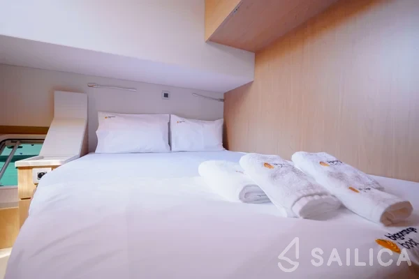 Bali 4.8  - Yacht Charter Sailica