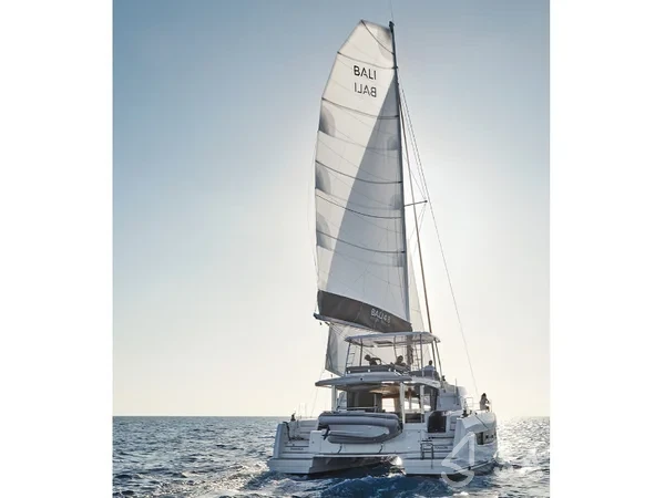 Bali 4.8  - Yacht Charter Sailica