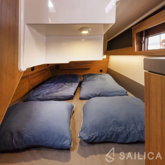 Northman 1200 - Yacht Charter Sailica