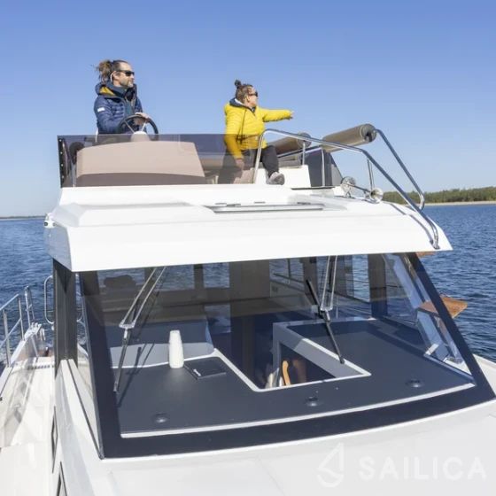 Northman 1200 - Yacht Charter Sailica