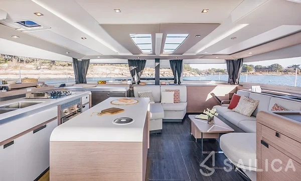 Aura 51 - Yacht Charter Sailica