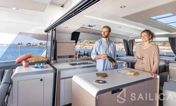 Aura 51 - Yacht Charter Sailica